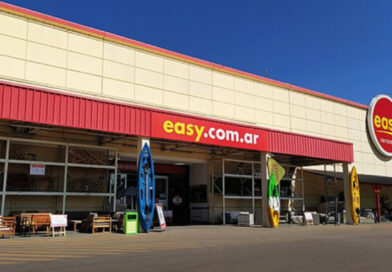 Crisis comercial: cierres de grandes cadenas encienden alarmas por la caída del consumo