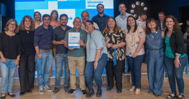 El Municipio de Alte Brown Entregó medallas y diplomas a 670 egresados del Plan FinEs El Municipio de Alte Brown Entregó medallas y diplomas a 670 egresados del Plan FinEs