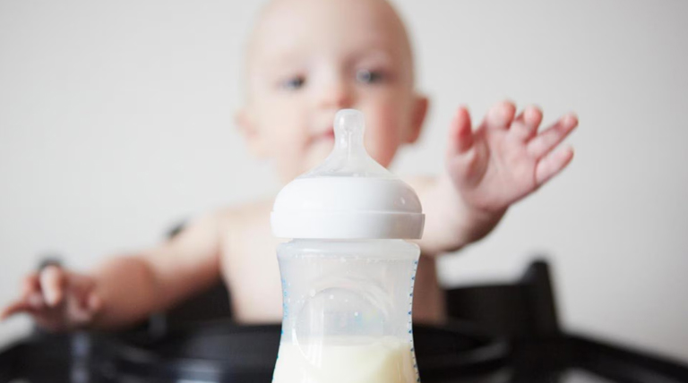 20260107 Bebe mamadera Día del Coleccionista