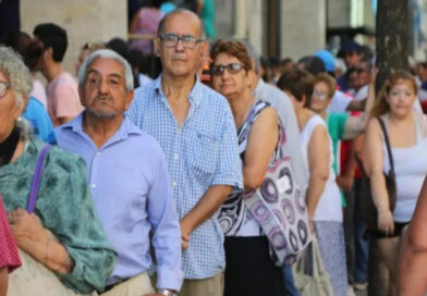 Las jubilaciones cayeron 27,4% tras el cambio de fórmula de actualización de Milei Las jubilaciones cayeron 27,4% tras el cambio de fórmula de actualización de Milei