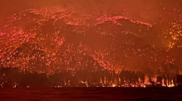 20260109 Incendio Patagonia construcción