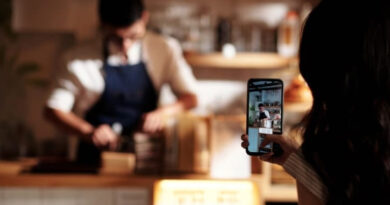 Alte Brown lanza un taller de creación de contenido audiovisual con celular