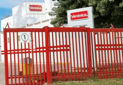 Crisis total en Lácteos Verónica: parálisis de plantas, ocupación y deuda millonaria