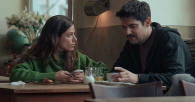 Los años nuevos: una disección del amor real que desafía a los algoritmos