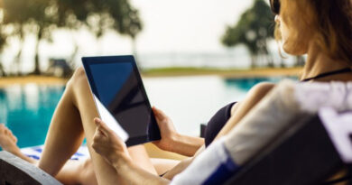 Desconexión laboral en vacaciones: por qué los argentinos eligen seguir conectados