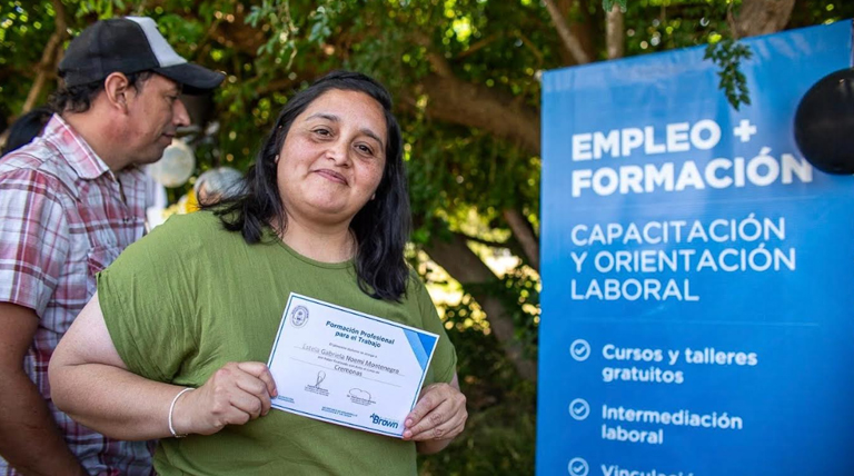 20260213 Brown empleo formacion cursos gratuitos en los CIC