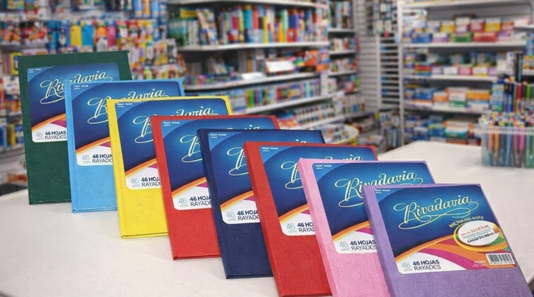 20260216 RIVADAVIA útiles escolares