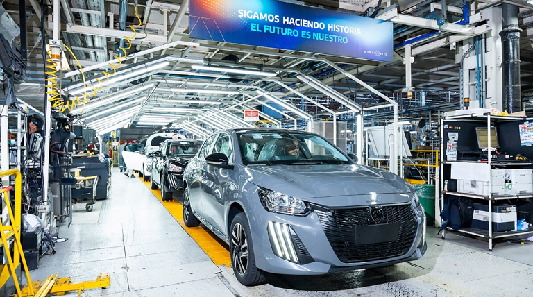 20260219 Stellantis Stellantis frena su producción