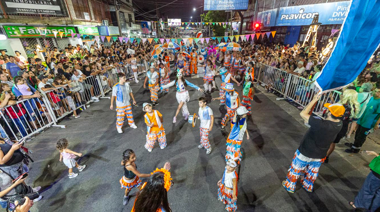 Este fin de semana continúan los carnavales en Malvinas Argentinas y Ministro Rivadavia 2 20260221 BROWN CARNAVA1L carnavales en Malvinas Argentinas