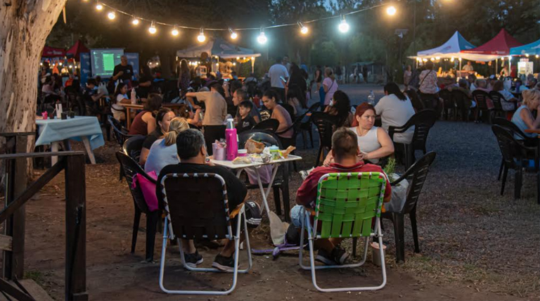 20260222 Brown granja nocturna La Granja Nocturna