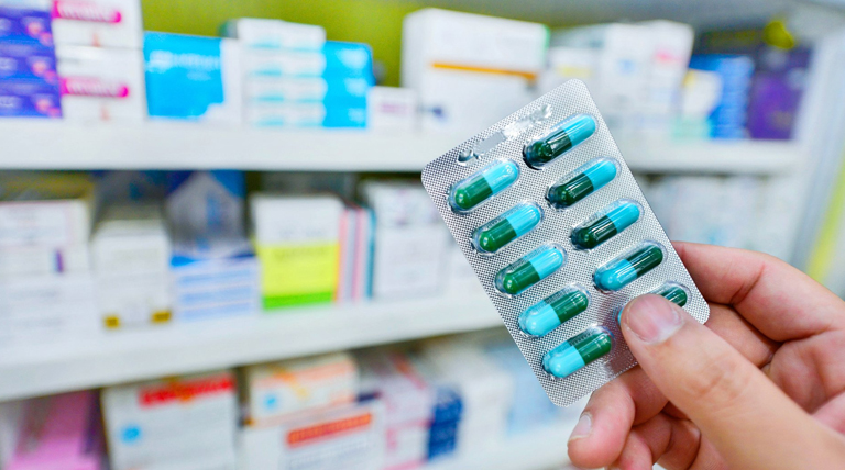Crisis en farmacias: advierten por posibles faltantes de medicamentos ante el corte en la cadena de pagos Crisis en farmacias: advierten por posibles faltantes de medicamentos ante el corte en la cadena de pagos