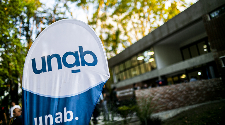 20260225 BROWN UNAB DIPLMATURAS UNAB