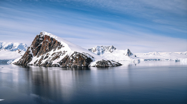 Alarma climática: la Antártida perdió más de 12.800 kilómetros de línea de apoyo en tres décadas