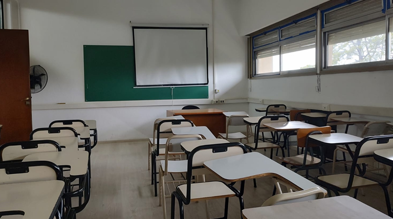 20220306 PARO Paro universitario