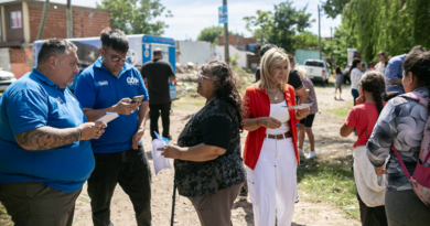 Fabiani y Paula Eichel participaron de la instalación de nuevas alarmas comunitarias municipales en Alte Brown