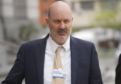 Sturzenegger incrementó su patrimonio en casi $970 millones en un año