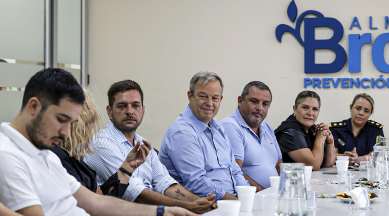 En el marco del Mes de la Mujer, Alte Brown reconoció a mujeres de las fuerzas de seguridad