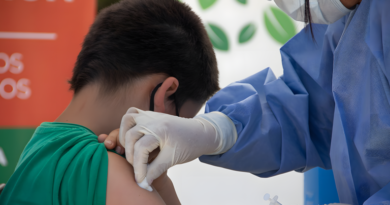 20220314 vacuna vacunación de niños y adolescentes