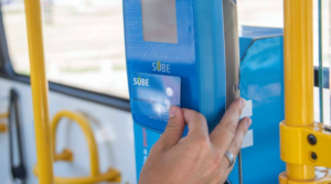 Nuevo golpe al bolsillo en el AMBA: El boleto mínimo de colectivo sube ...