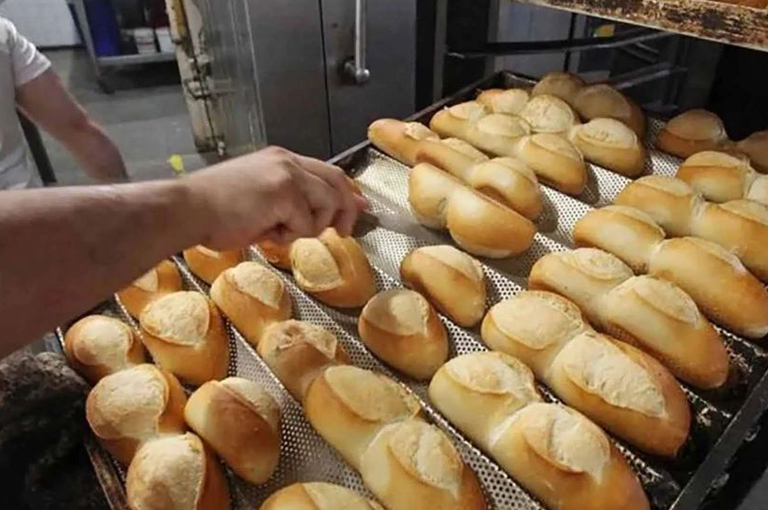 Precio del pan en septiembre: harina sube 20% y el incremento al público rondará el 6% Precio del pan en septiembre: harina sube 20% y el incremento al público rondará el 6%