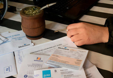 Tarifas: abril inicia con fuertes subas en transporte, luz y prepagas