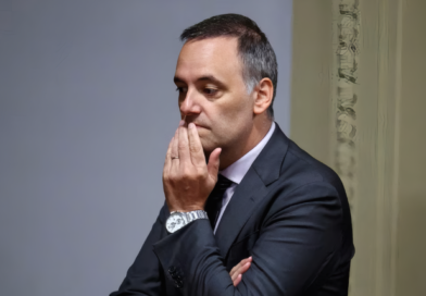 La Justicia ordenó allanamientos en inmobiliarias por la causa contra Manuel Adorni