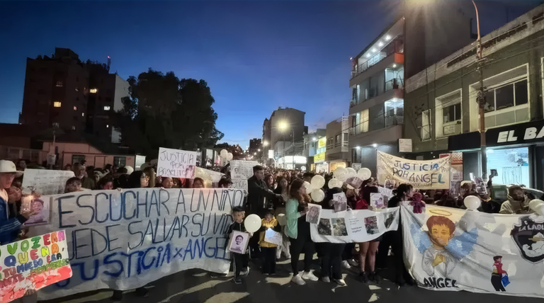 Justicia por Ángel López: una multitud marchó contra la impunidad en Comodoro Rivadavia