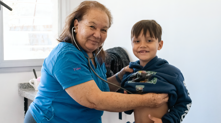 Alte brown realiza controles médicos preventivos (apto físico) a niños y adolescentes que practican deportes