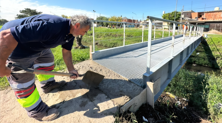 20260501 brown puente 1 puentes peatonales
