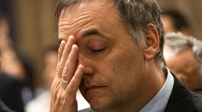 Manuel Adorni gastó casi mil millones de pesos en dos años