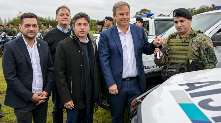 Kicillof, Cascallares y Fabiani inauguraron dos bases policiales y entregaron patrulleros para fortalecer la prevención