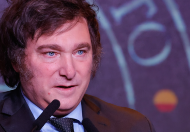 Javier Milei pierde casi la mitad de sus votantes originales