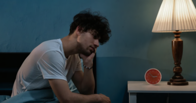 Despertarse en la madrugada: las causas de este fenómeno recurrente