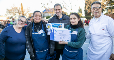 Aniversario de Malvinas Argentinas: dos tradicionales panaderías brownianas ganaron el Festival de Pastelitos Criollos