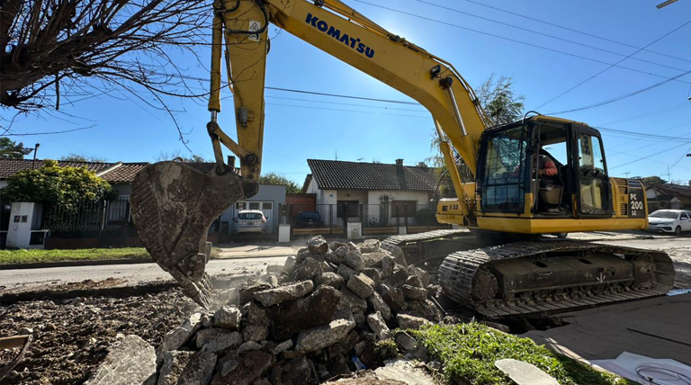 20260626 alte brown pavimento Alte Brown potencia los trabajos de bacheo
