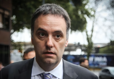 Enriquecimiento ilícito: la Justicia prohibió la salida del país a Manuel Adorni