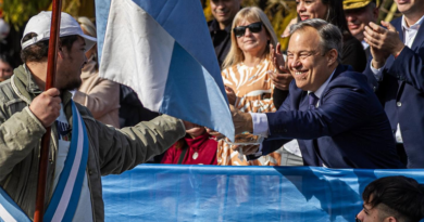 Almirante Brown celebra el Día de la Independencia con un Acto Patrio y un Desfile Cívico Militar y Tradicionalista