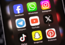Algoritmos de las redes sociales: cómo dominan tu pantalla Algoritmos de las redes sociales: cómo dominan tu pantalla