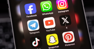 Algoritmos de las redes sociales: cómo dominan tu pantalla Algoritmos de las redes sociales: cómo dominan tu pantalla
