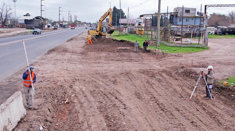 Alte Brown avanza junto a la Provincia con la construcción de nuevas colectoras sobre la Ruta 4 2 20260803 brown ruta 4 1 Ruta 4