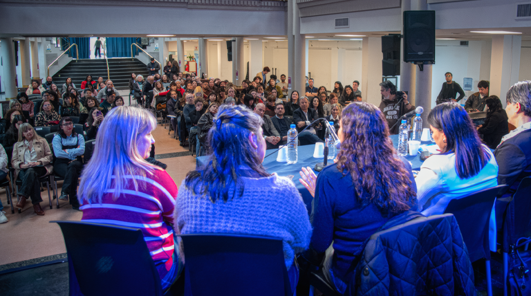 Realizaron en Alte Brown una jornada de reflexión y concientización sobre las violencias digitales Realizaron en Alte Brown una jornada de reflexión y concientización sobre las violencias digitales