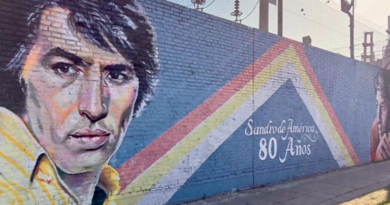 Almirante Brown: emotivo homenaje a Sandro a 81 años de su nacimiento