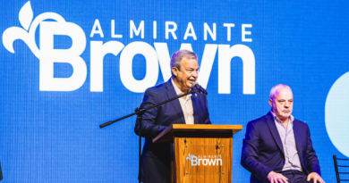 Más de 10 mil docentes participan del 10° Congreso de Educación de Almirante Brown Más de 10 mil docentes participan del 10° Congreso de Educación de Almirante Brown