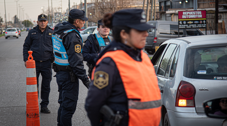 Paula Eichel supervisó un nuevo Operativo de Saturación Policial en Glew 2 20260907 brown aperativo 1 Paula Eichel