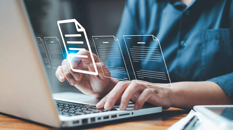 Tres licenciaturas para formarse en tecnología, datos y comunicación digital Tres licenciaturas para formarse en tecnología, datos y comunicación digital