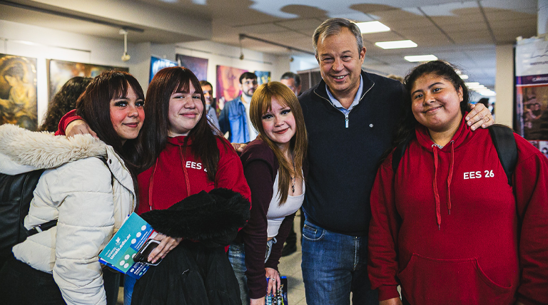 Más de 2 mil estudiantes secundarios participaron de la "Expo Futuro" en Alte Brown 2 20260916 Brown estudiantes Expo Futuro