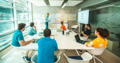 La UIT se convierte en la primera universidad incorpora el modelo Venture Builder académico en las aulas La UIT se convierte en la primera universidad incorpora el modelo Venture Builder académico en las aulas