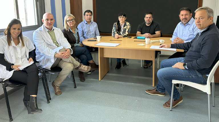 La Provincia y el Municipio acordaron un plan de obras y mejoras para el hospital bonaerense Lucio Meléndez La Provincia y el Municipio acordaron un plan de obras y mejoras para el hospital bonaerense Lucio Meléndez