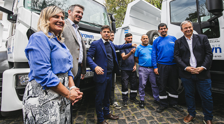 El Municipio de Alte Brown presentó una nueva flota de camiones, maquinaria y equipamiento