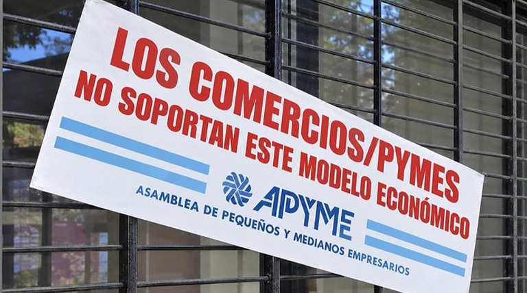 Pymes lanzan campaña callejera contra el modelo económico y denuncian cierres masivos Pymes lanzan campaña callejera contra el modelo económico y denuncian cierres masivos